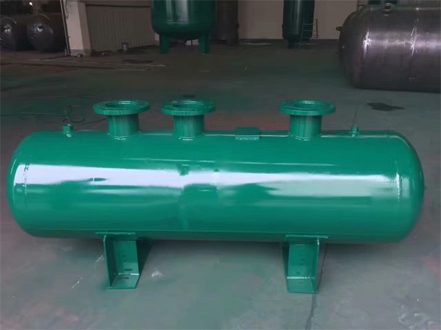 1679991473376569.jpeg 阳高阳高阳高蒸汽分气缸1.jpeg